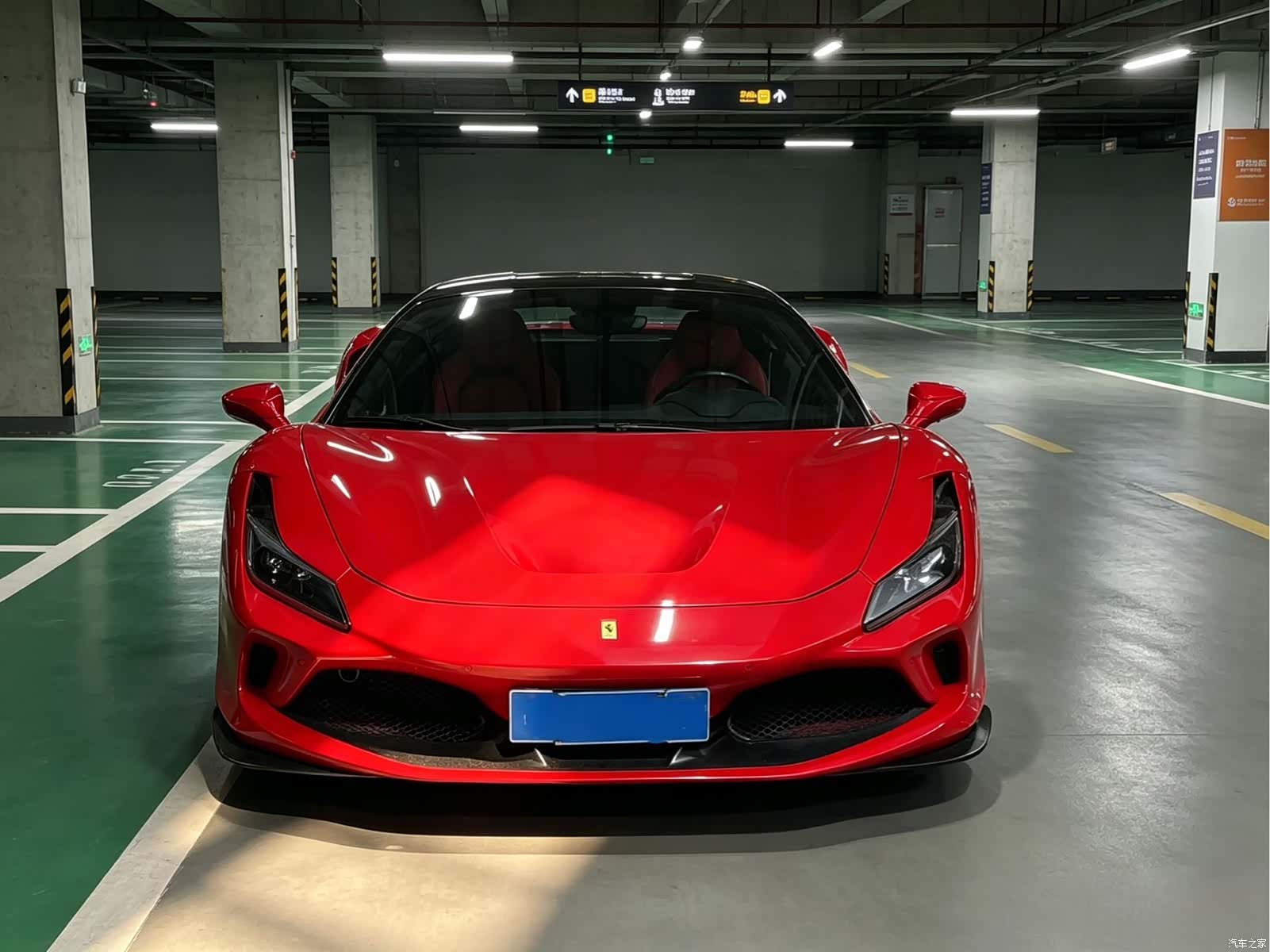 Ferrari F8, 2021 2