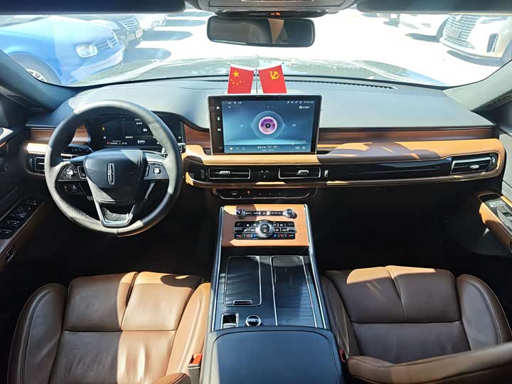 Lincoln Aviator, 2020 года фото 10