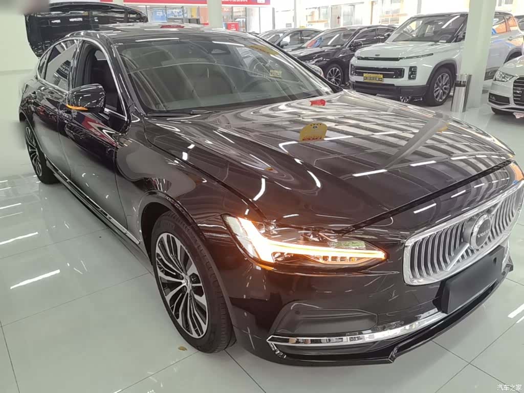 Volvo S90, 2024 4
