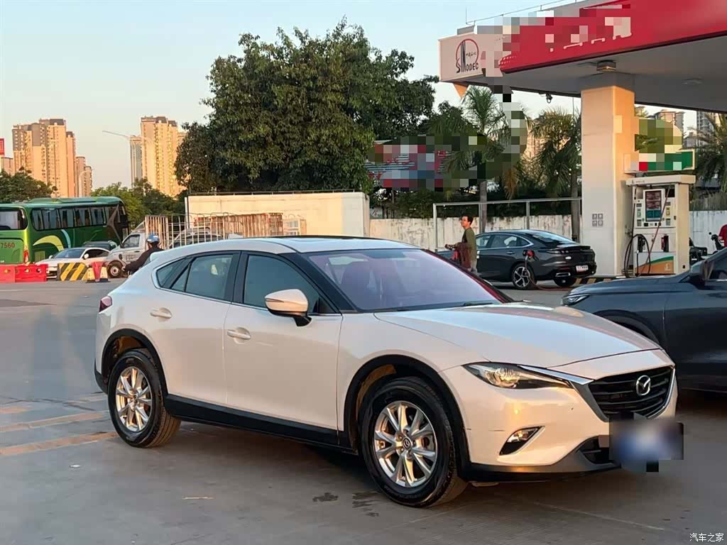 Mazda CX-4, 2017 4