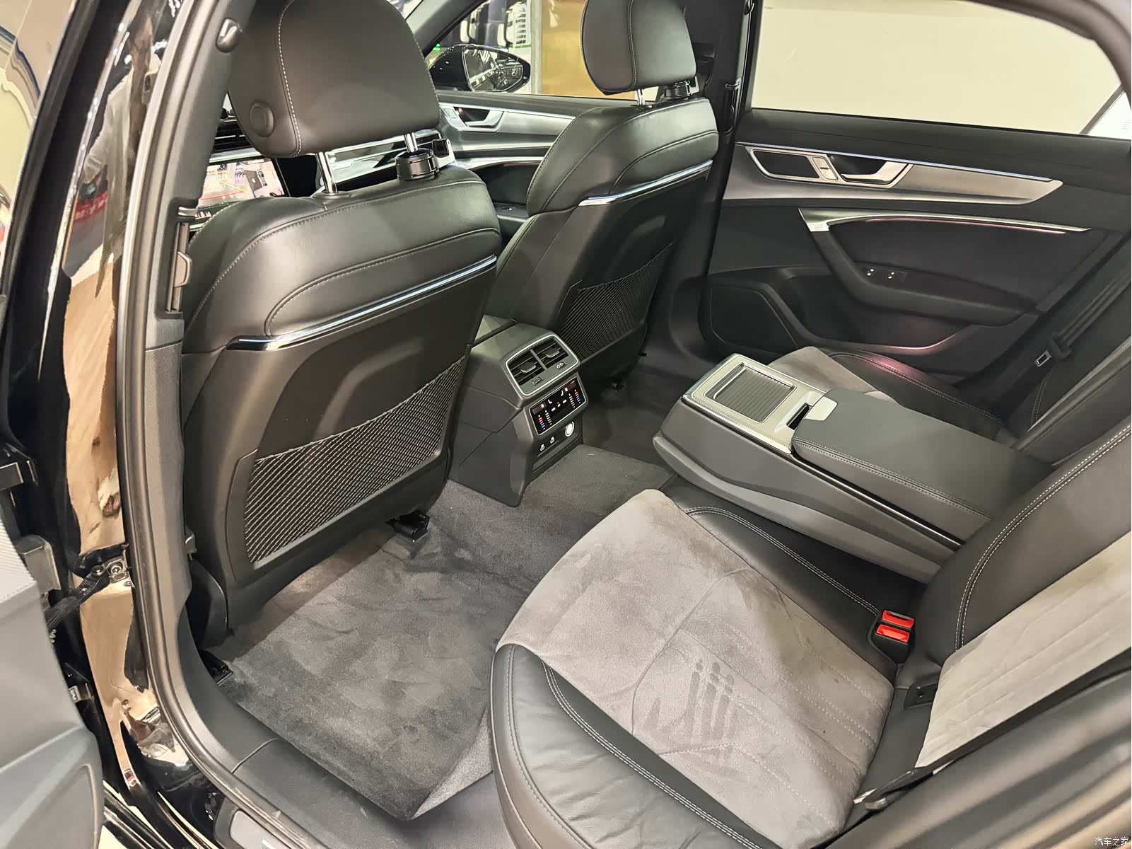 Audi A6L, 2023 12