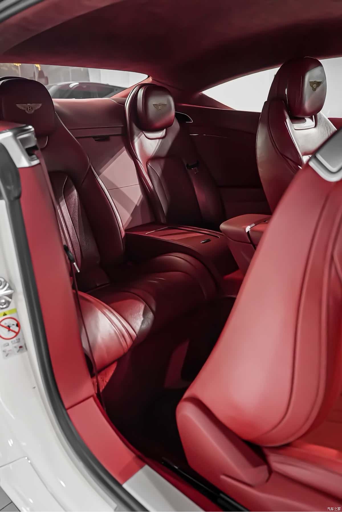 Bentley Continental GT, 2020 15