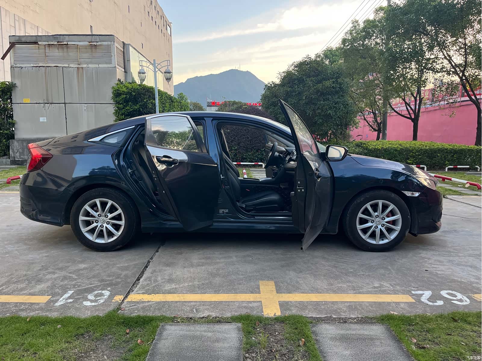 Honda Civic, 2017 11