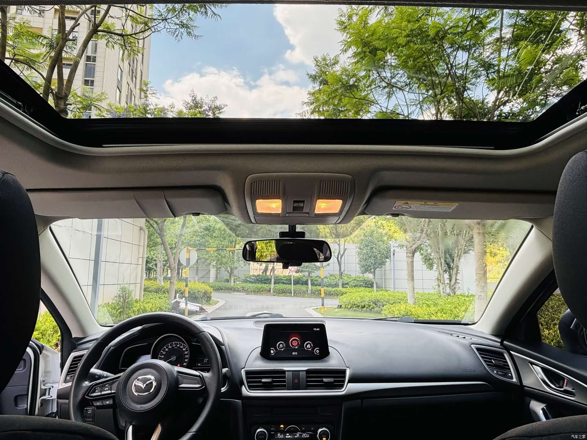 Mazda Mazda3, 2018 12