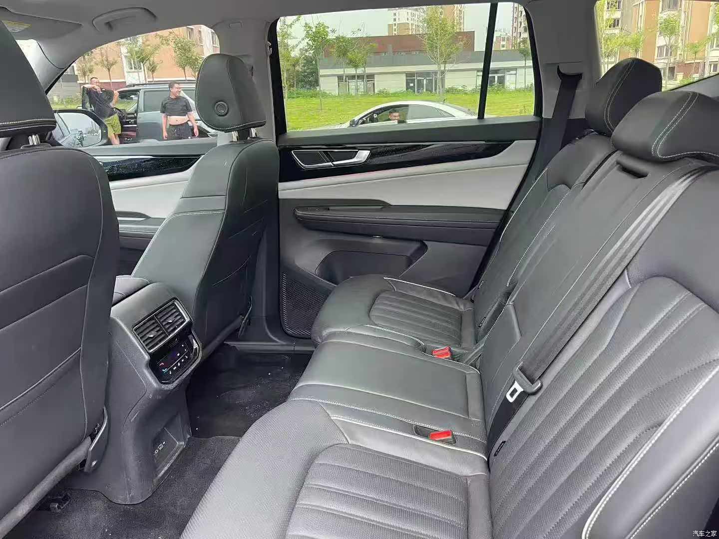 Volkswagen Teramont, 2023 все фото