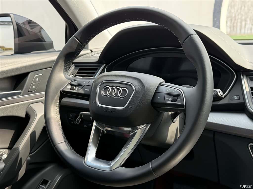 Audi Q5L, 2022 35