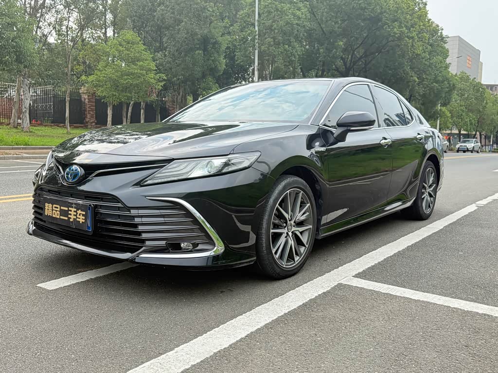 Toyota Camry 2021 2.5HG Luxury