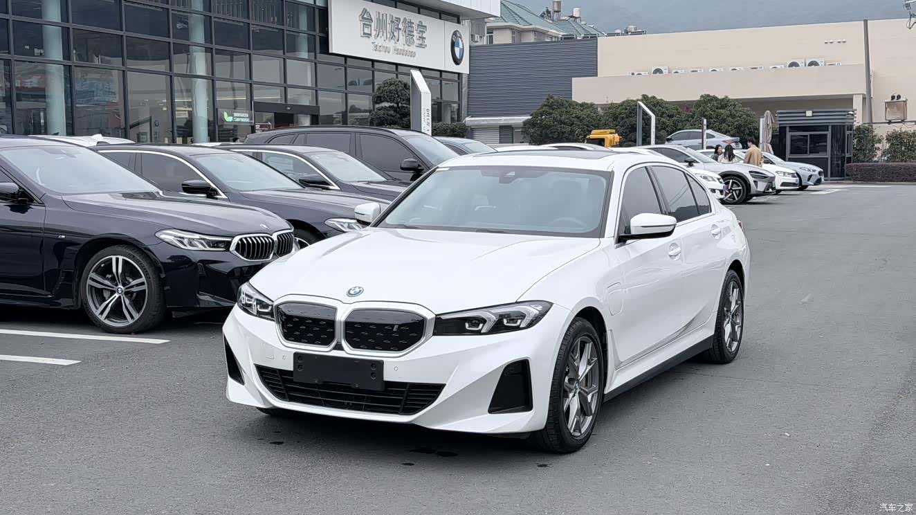 BMW i3, 2023 1