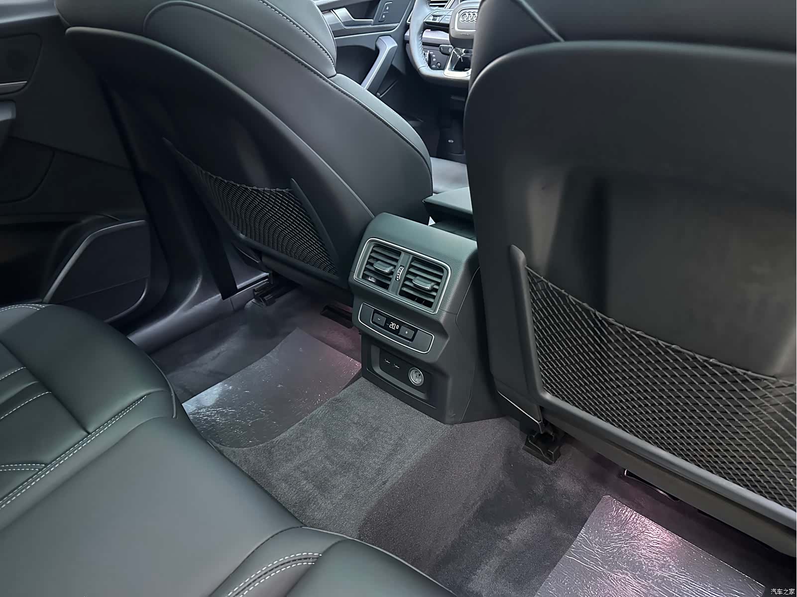 Audi Q5L, 2022 11