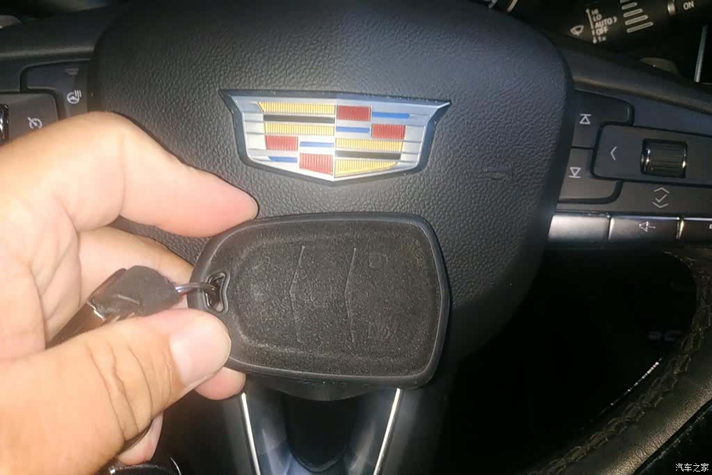 Cadillac XT4, 2021 12