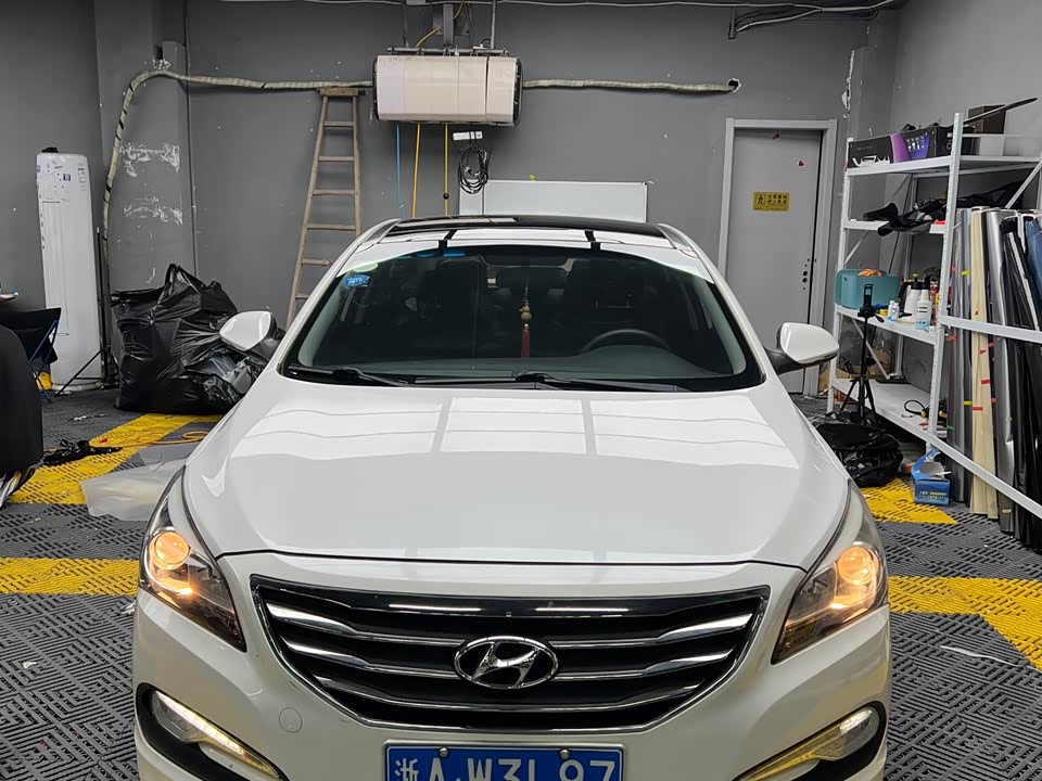 Hyundai Name picture