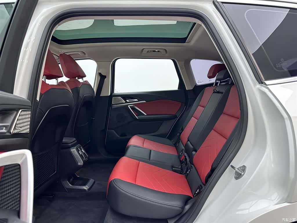 BMW iX1, 2024 20