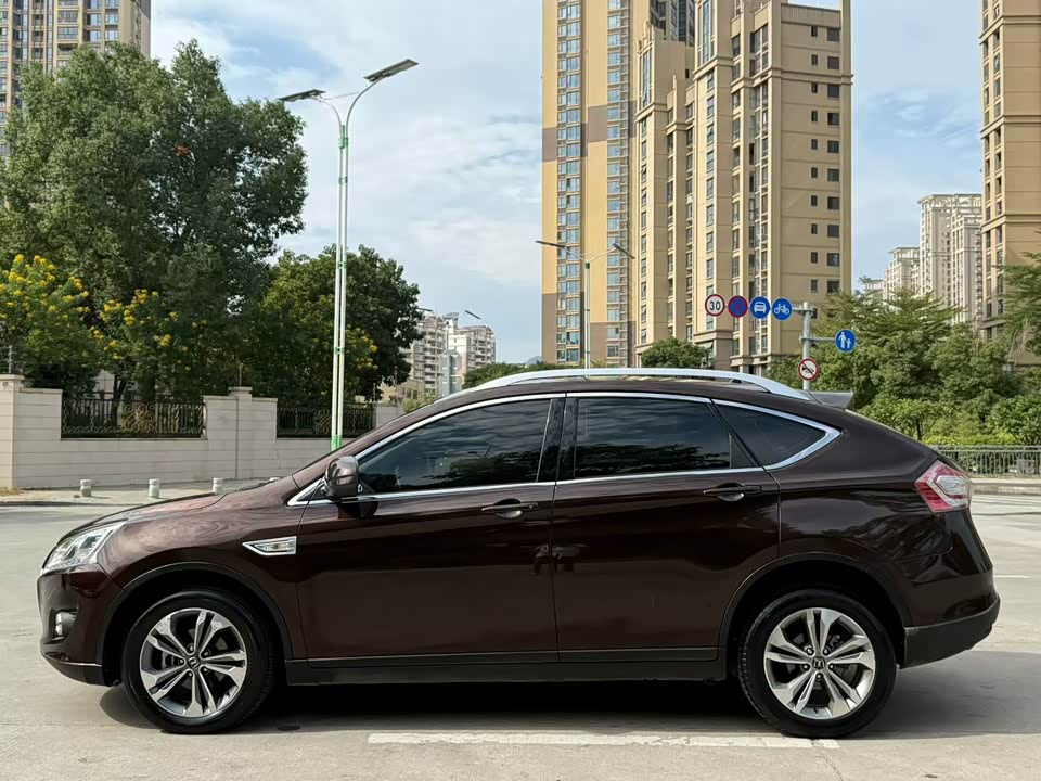 Luxgen Excellent 6 SUV