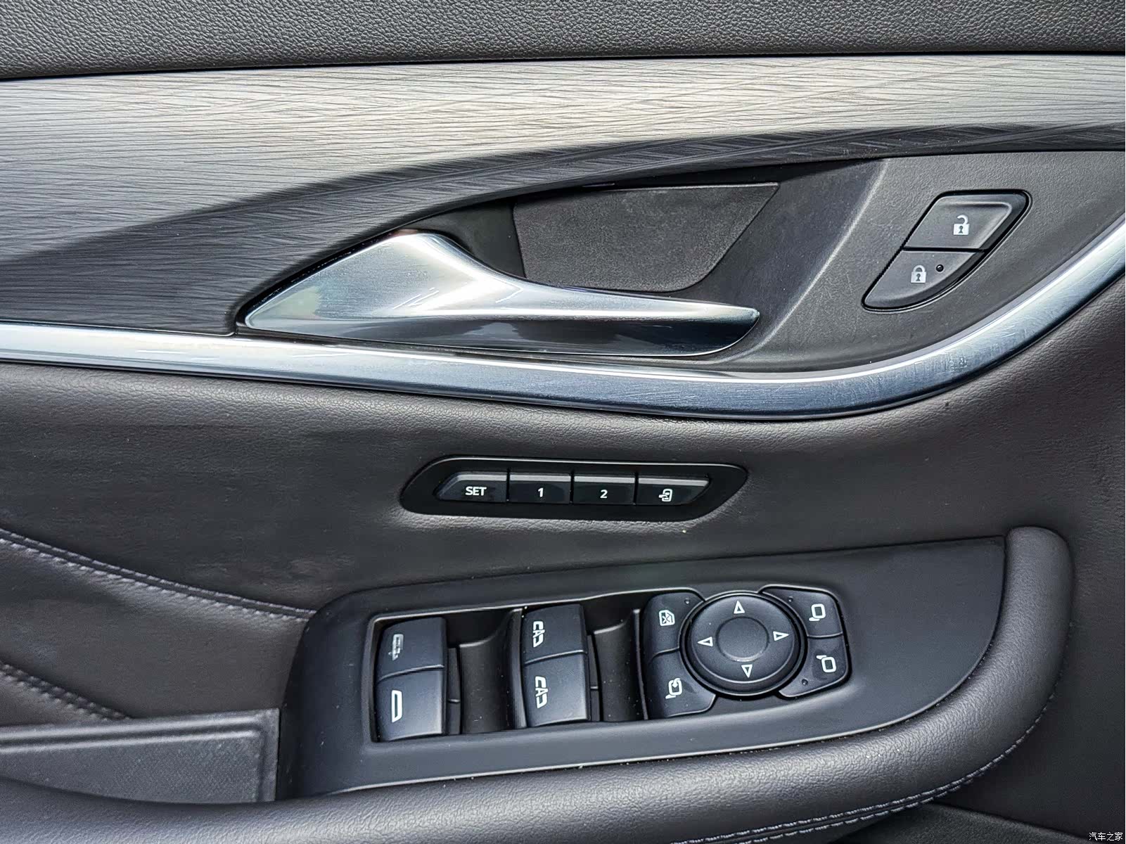 Buick Enclave, 2021 7
