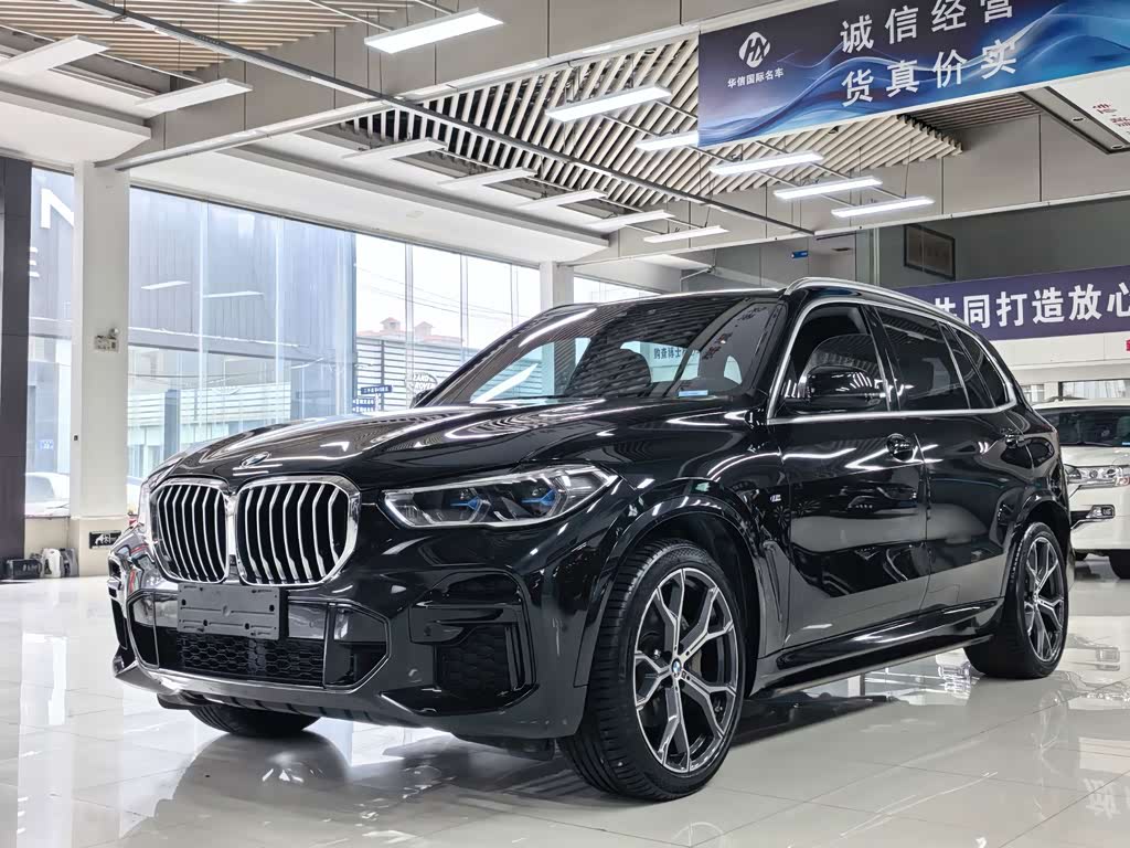 BMW X5 2022 xDrive 40Li M Sport