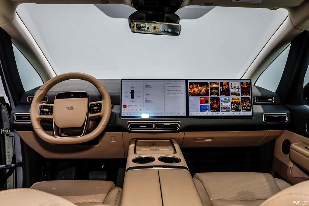 Li Auto MEGA, 2025 28
