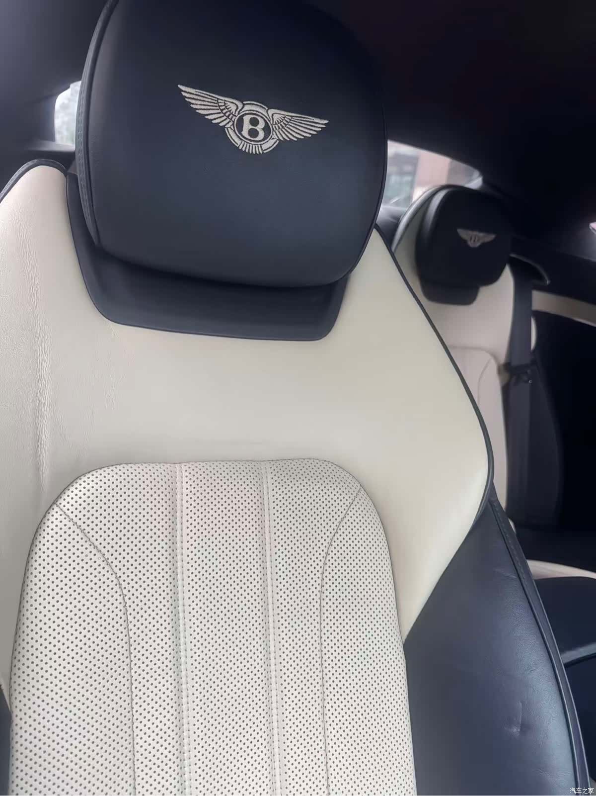 Bentley Continental GT, 2019 9