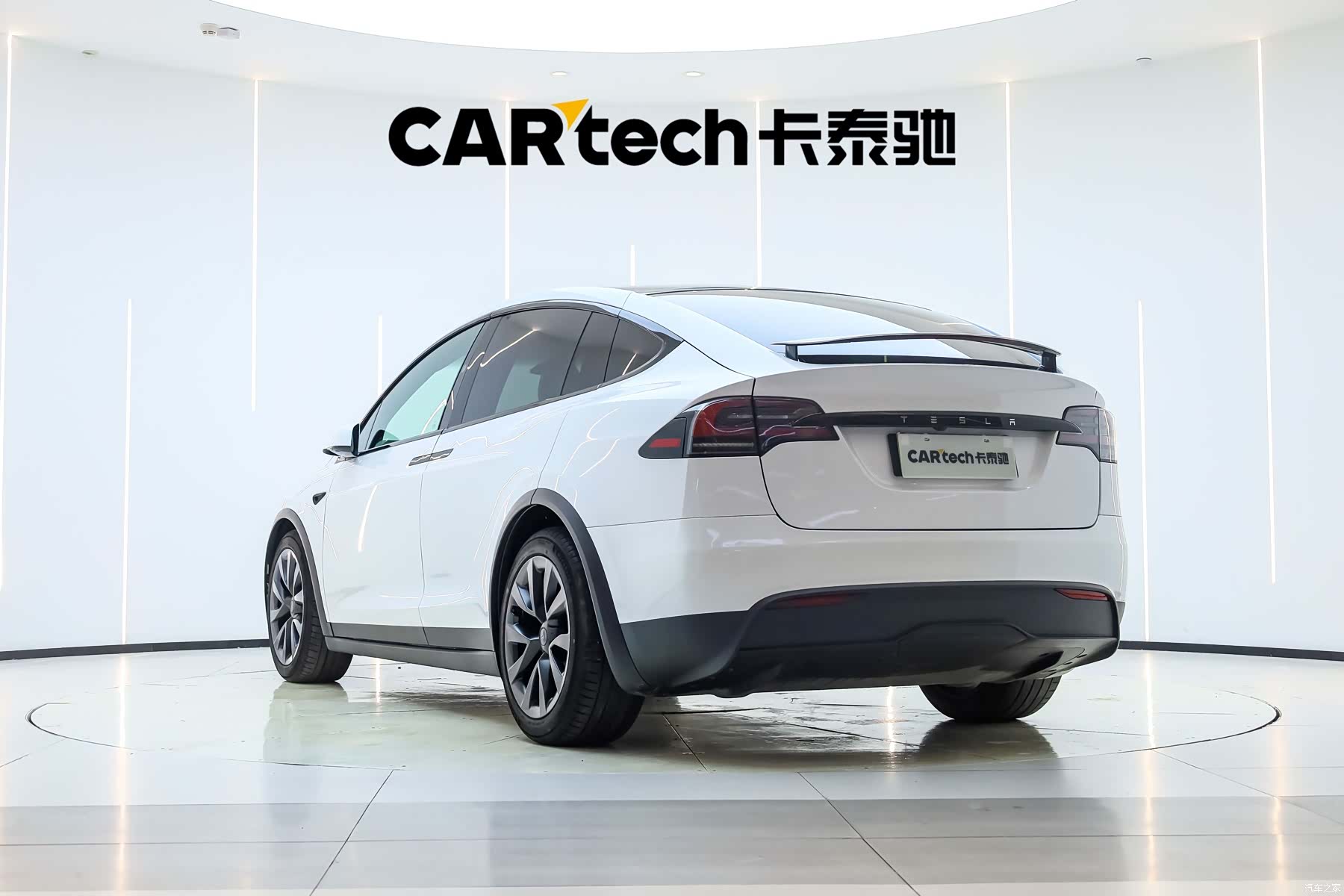 Tesla Model X, 2023 2
