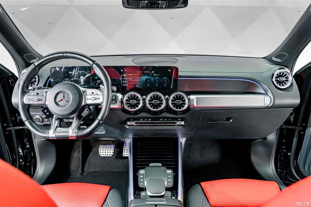 Mercedes-Benz GLB, 2023 10