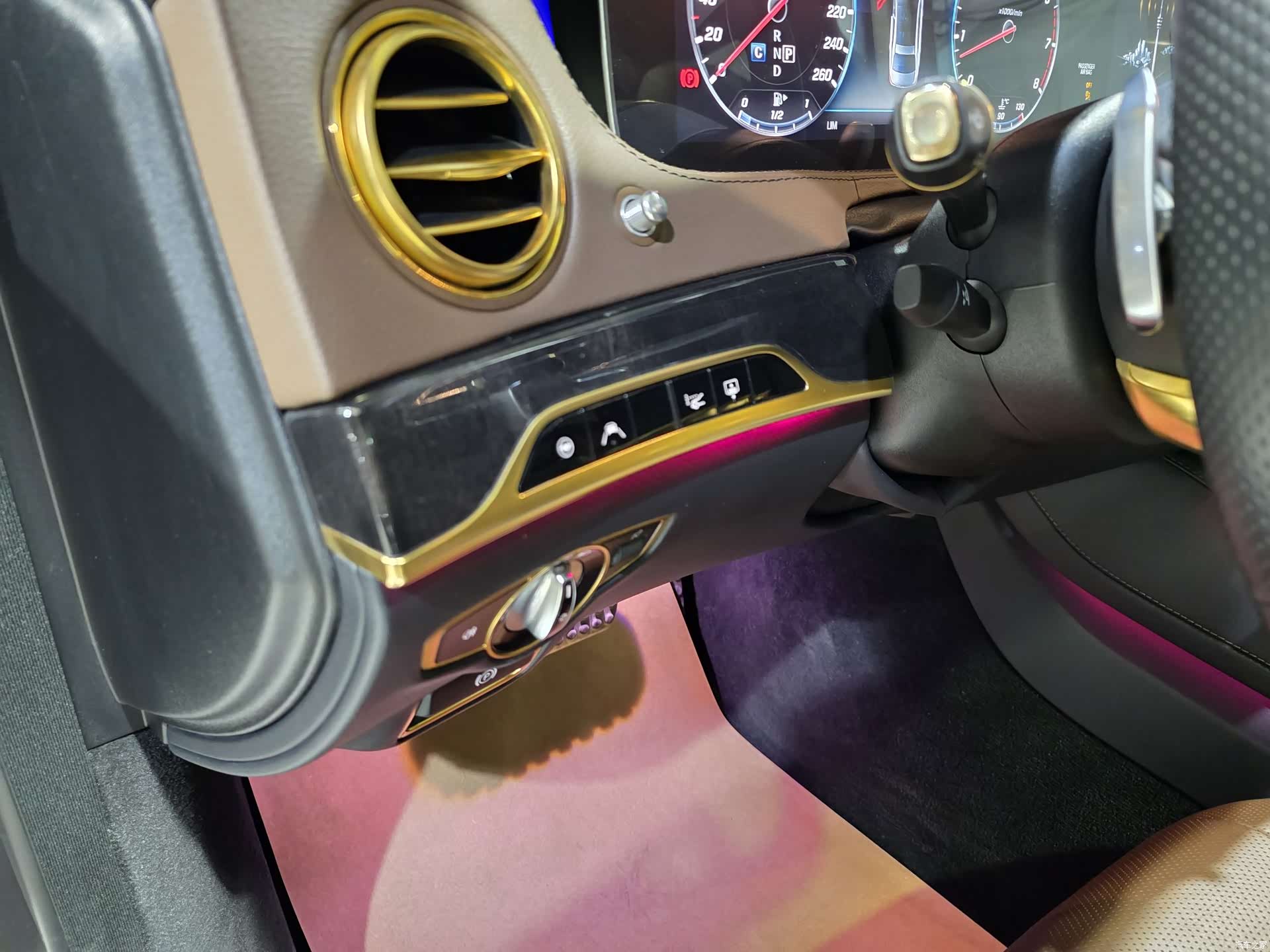 Mercedes-Benz S-Class, 2019 12
