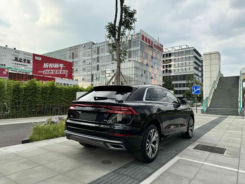 Audi Q8 Audi Q8