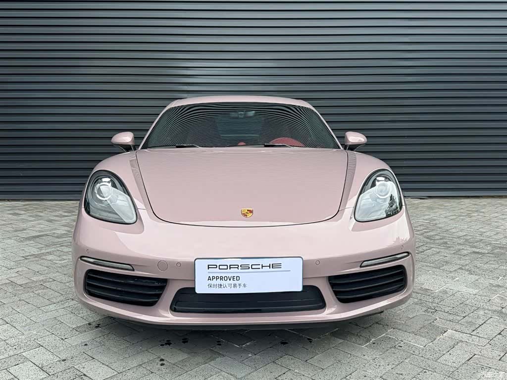 Porsche Cayman, 2023 все фото
