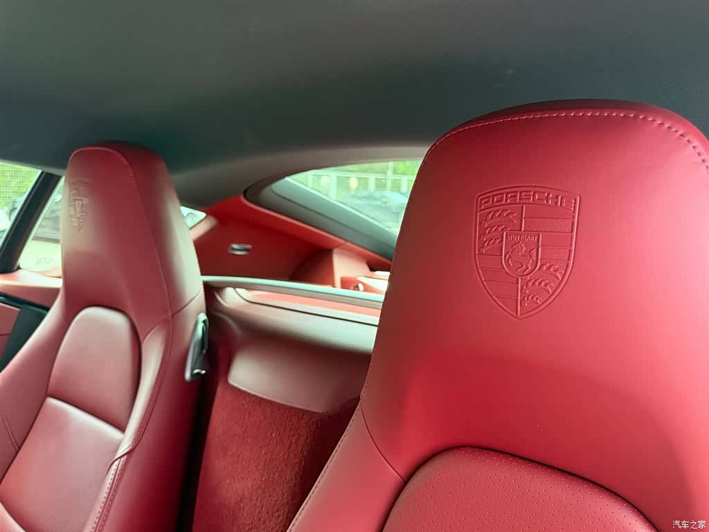 Porsche Cayman, 2023 10