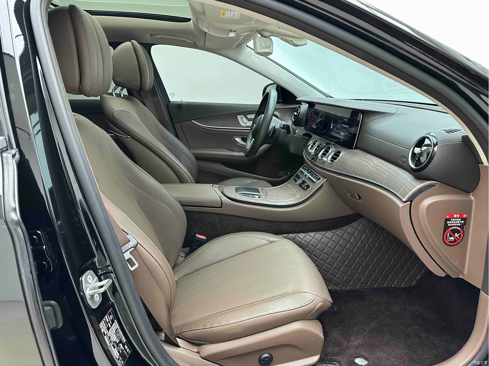 Mercedes-Benz E-Class, 2020 17