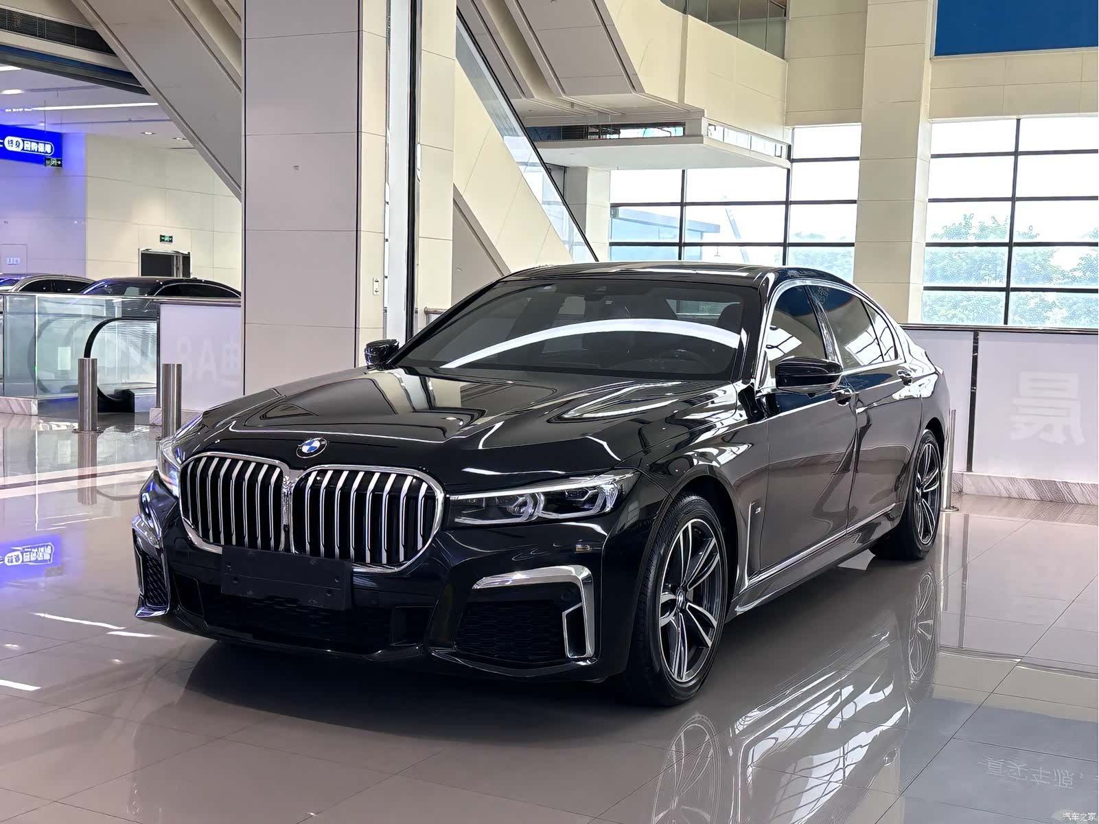 BMW 7 Series, 2021 1