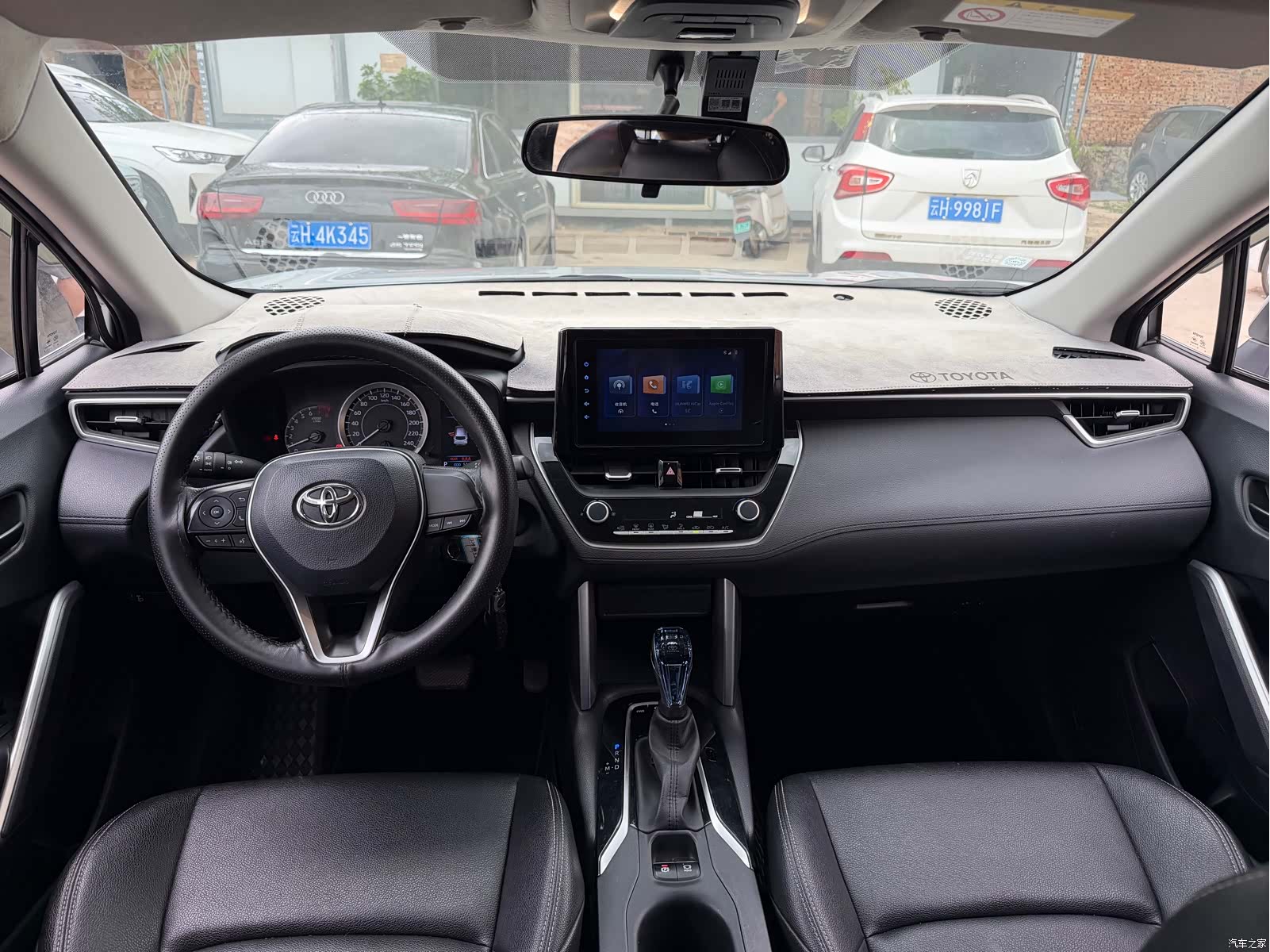 Toyota Frontlander, 2022 9