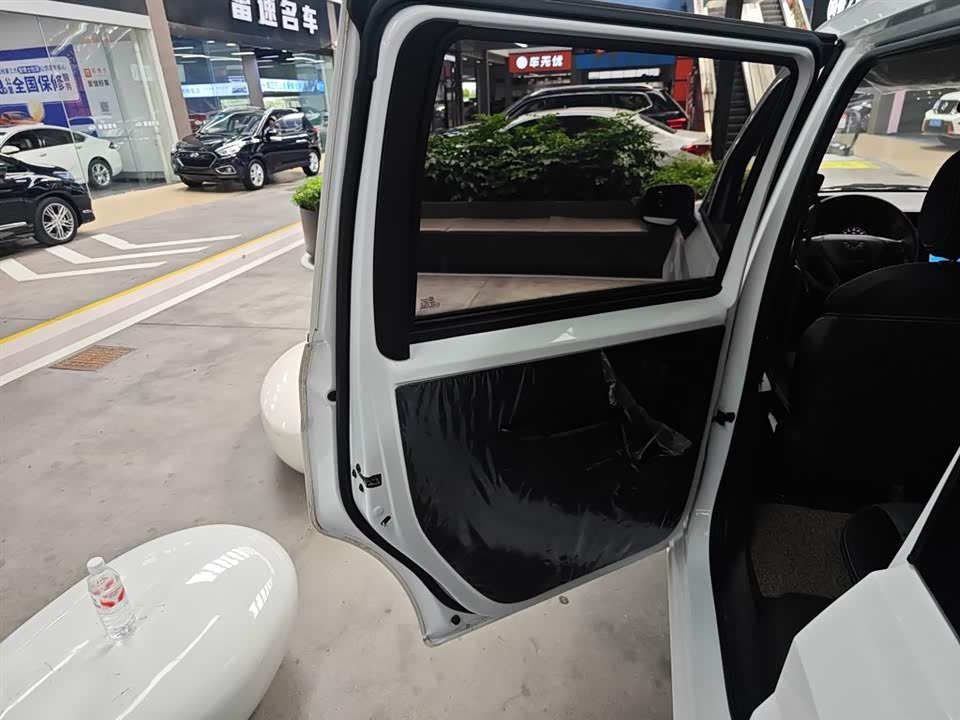 Wuling Wuling Hongguang PLUS Wuling Wuling Hongguang PLUS