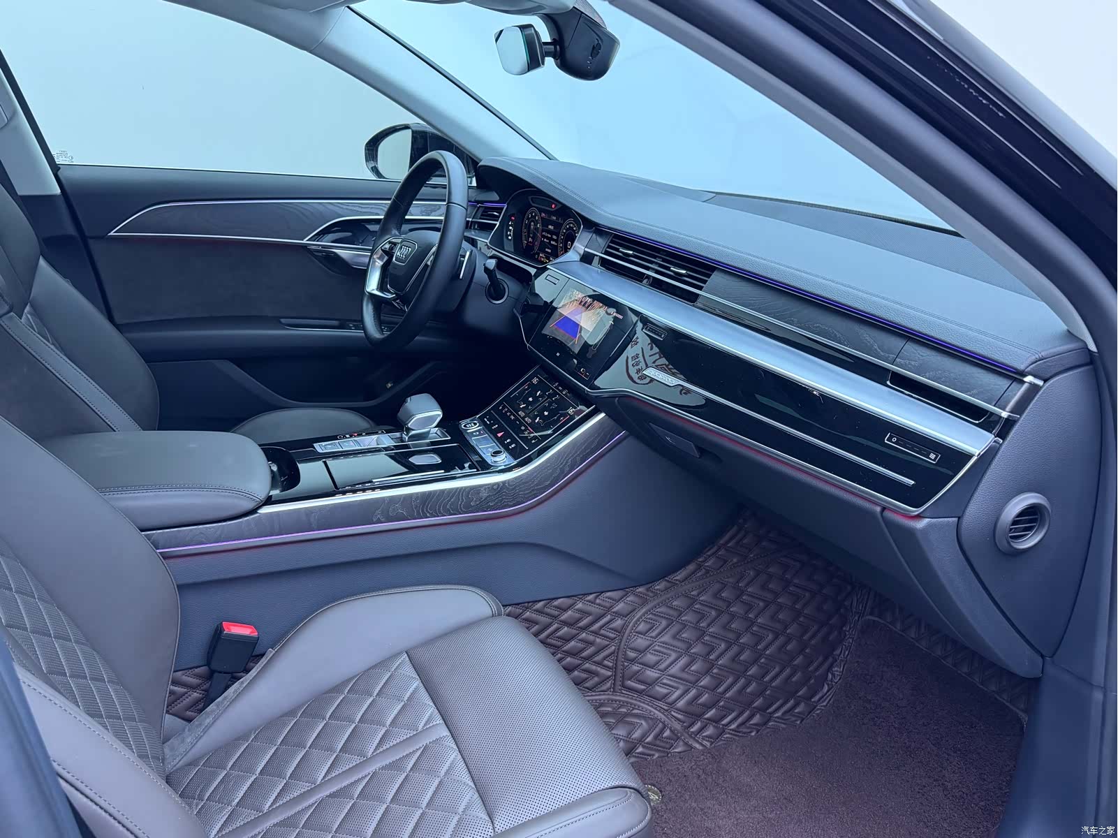 Audi A8L, 2021 9