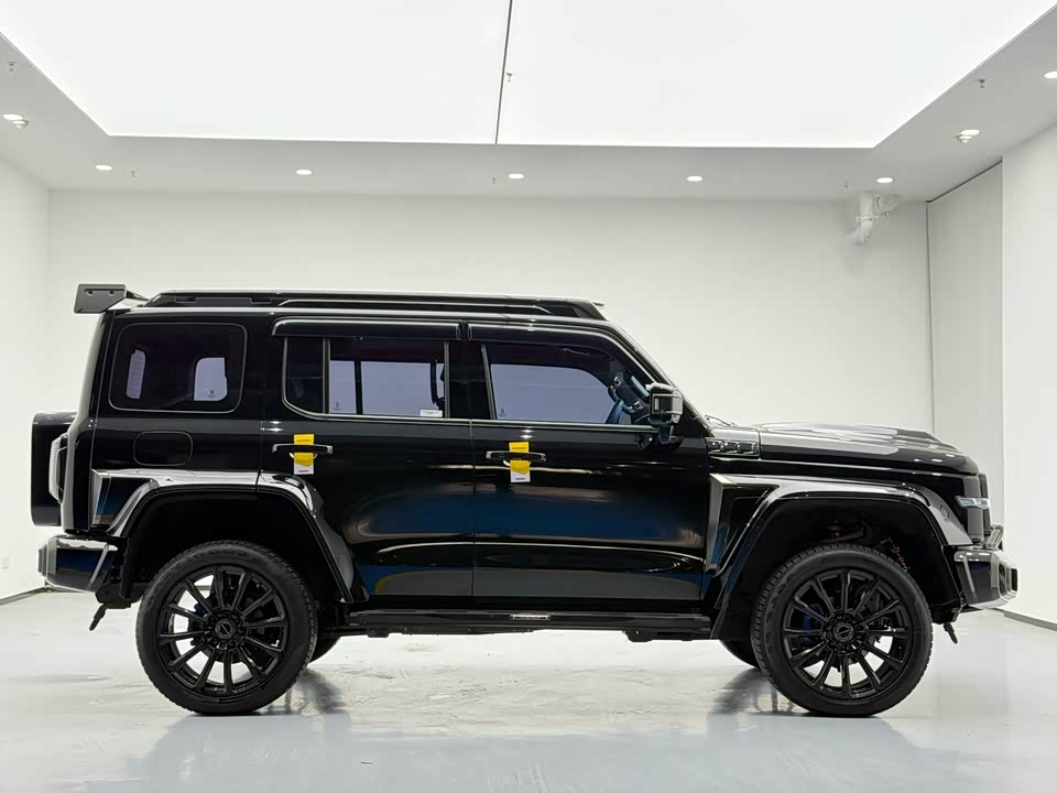 CrossBoundary Co-creation tank 300