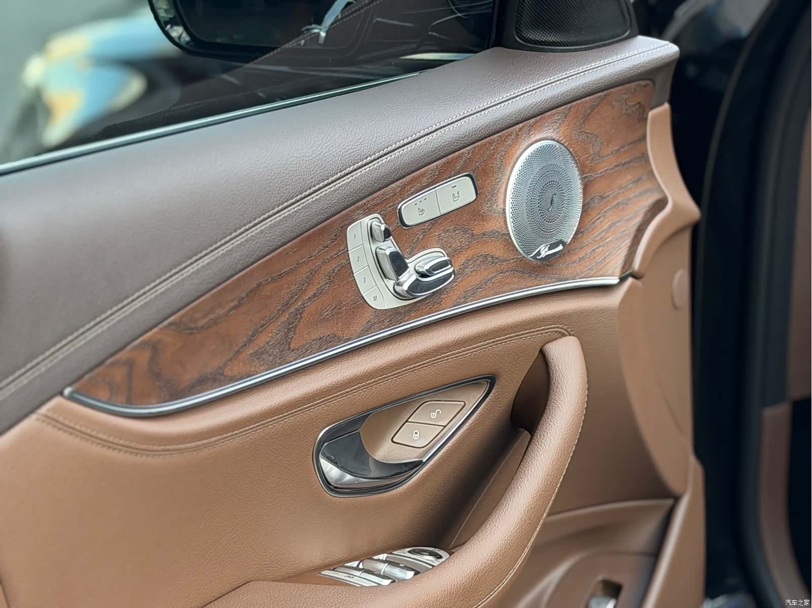Mercedes-Benz E-Class, 2019 7