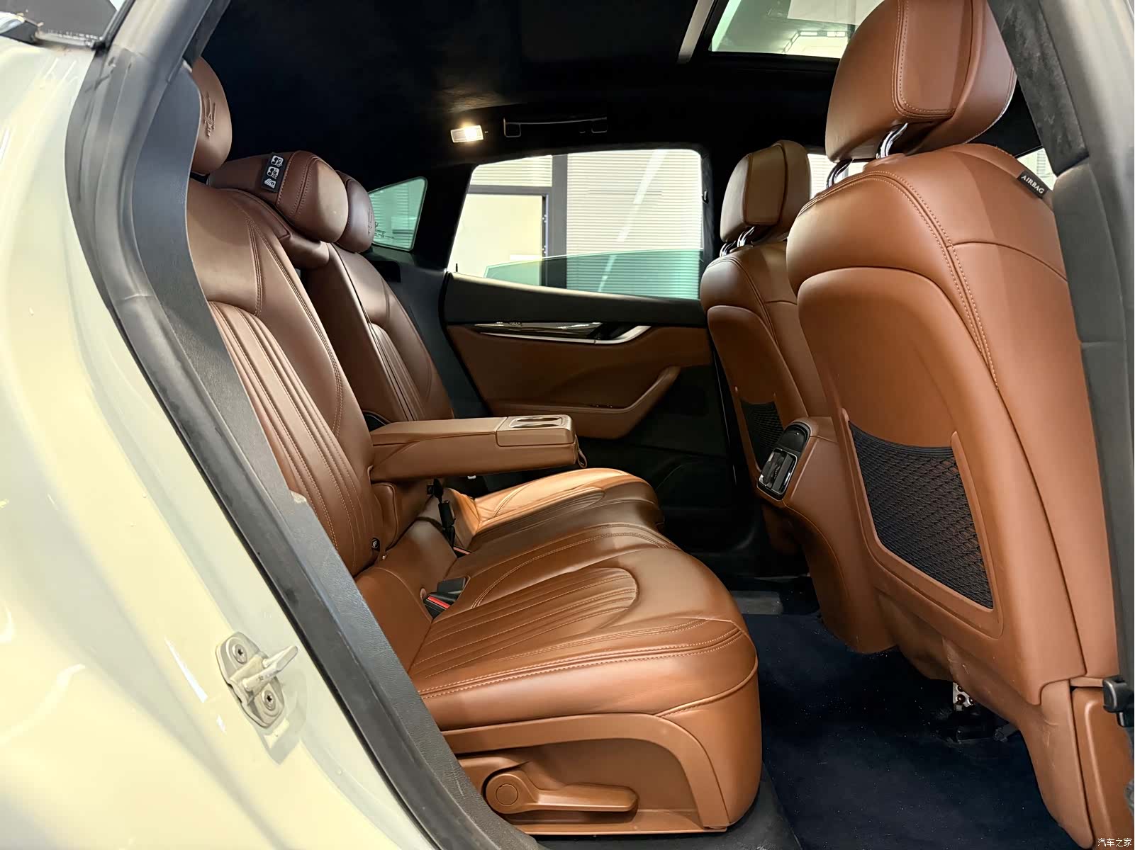 Maserati Levante, 2016 10