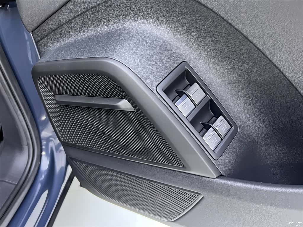 Audi Q6, 2024 28