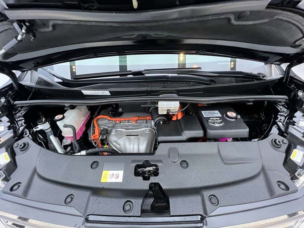 Toyota Vellfire, 2023 29
