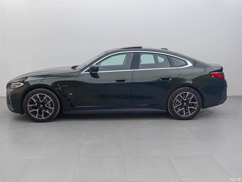 BMW i4, 2025 3