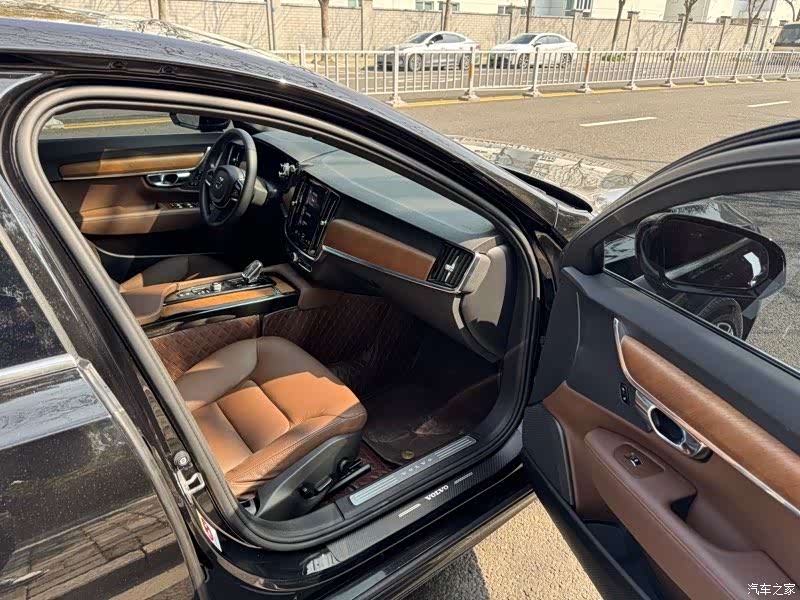 Volvo S90, 2021 10