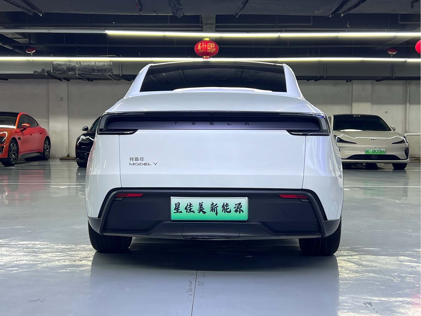 Tesla Model Y, 2025 12