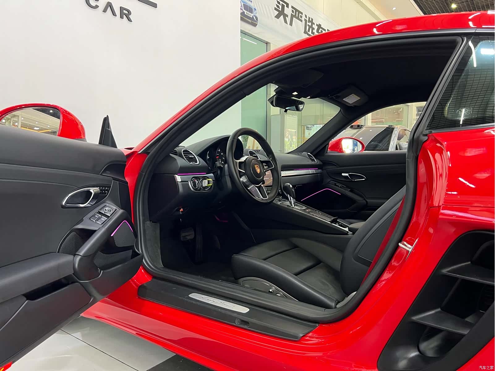 Porsche Cayman, 2018 11