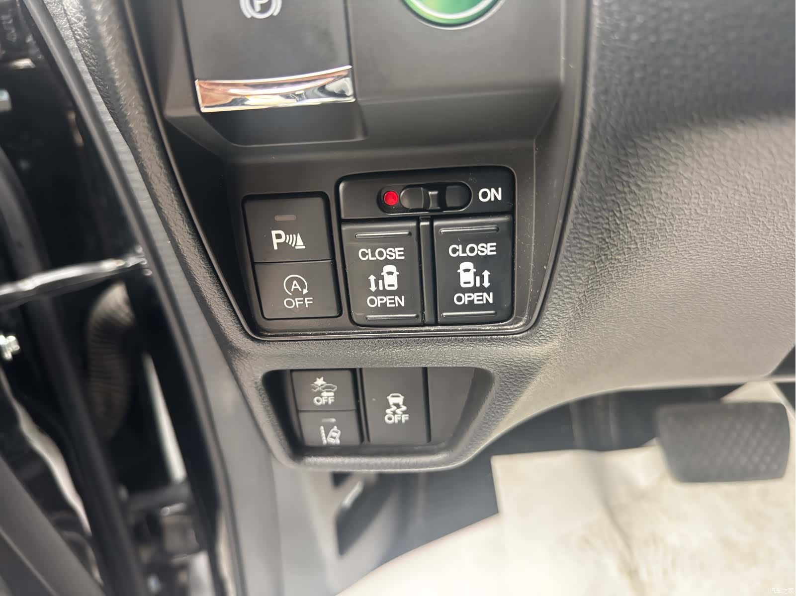 Honda Elysion, 2019 11