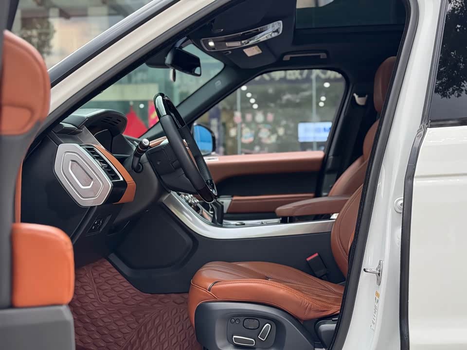 Land Rover Range Rover Sport Land Rover Range Rover Sport