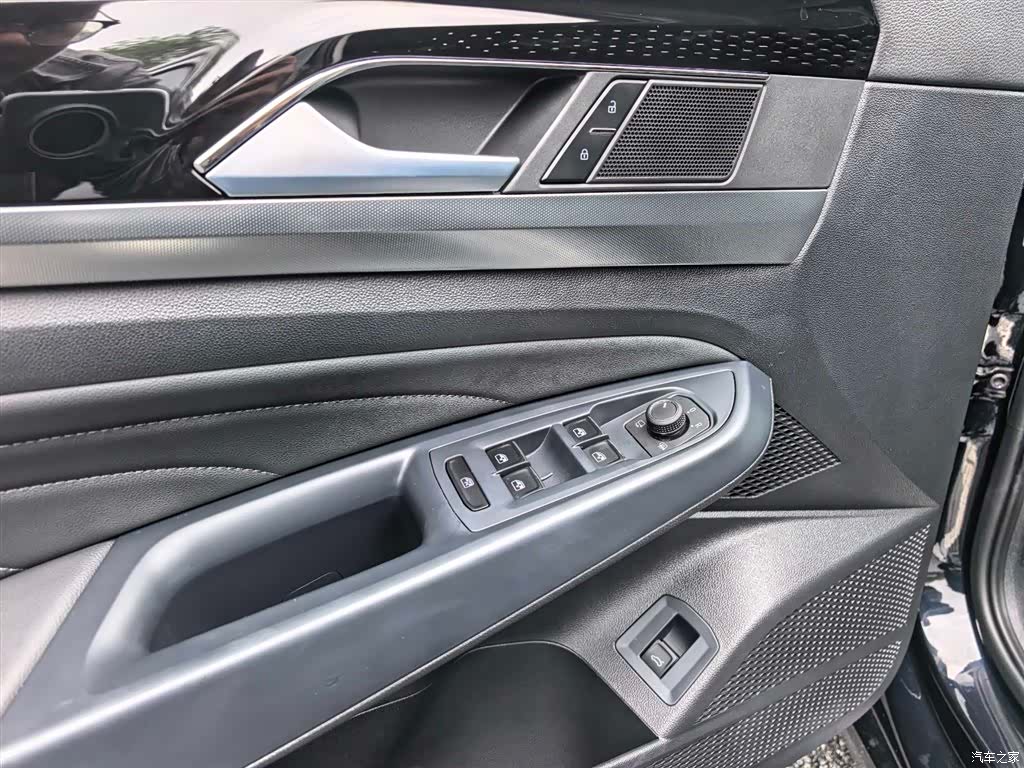 Volkswagen Passat, 2024 7