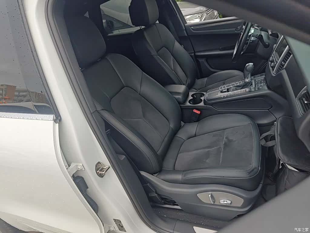 Porsche Macan, 2015 25