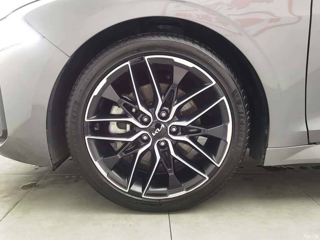 Kia K5, 2022 17