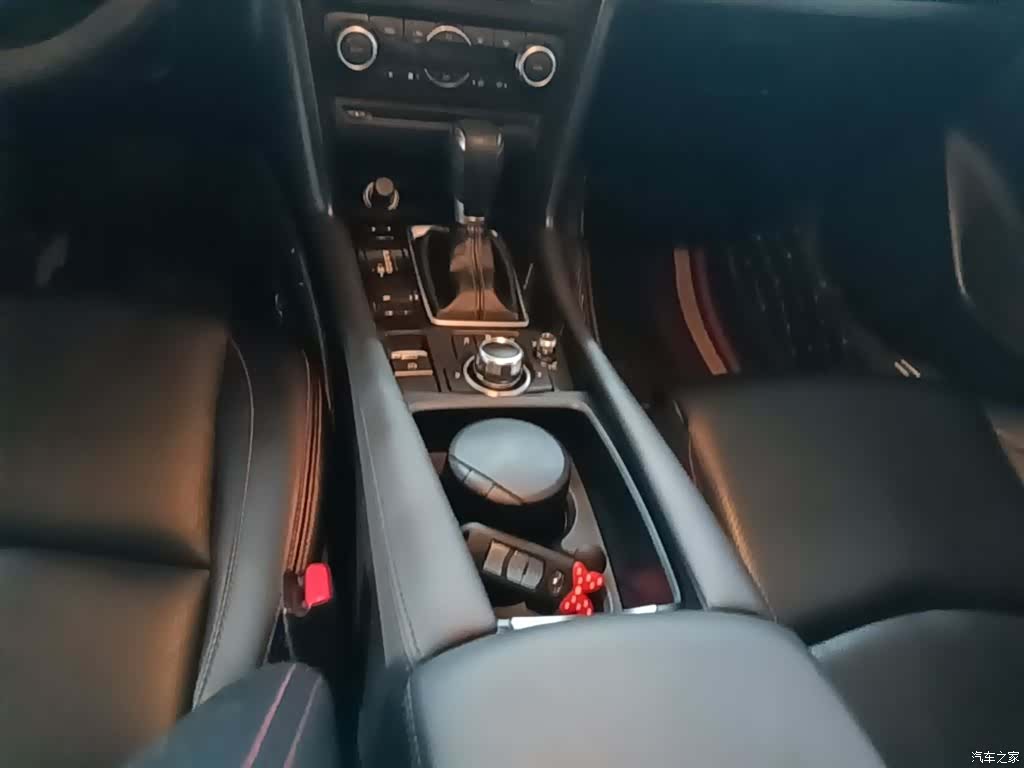 Mazda Mazda3, 2020 14