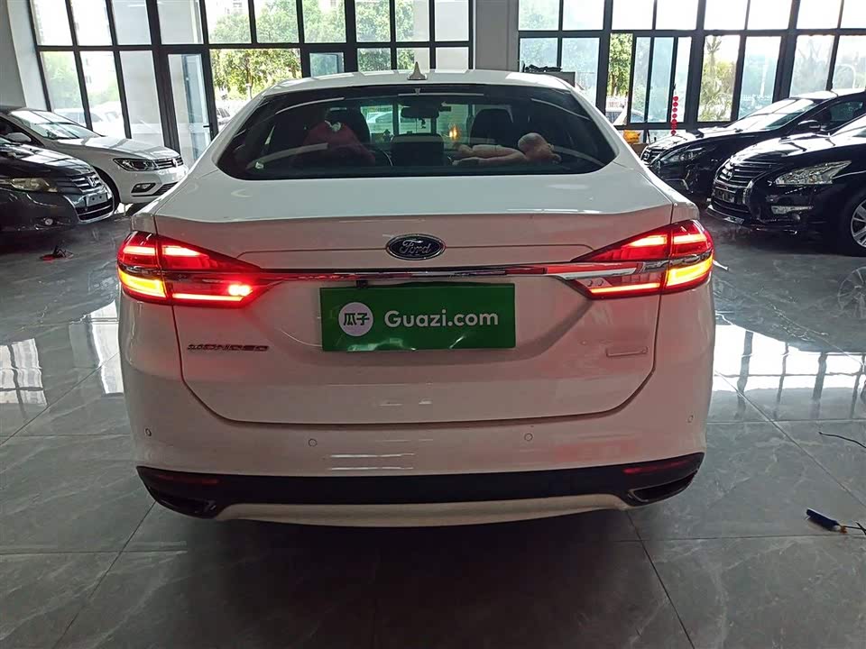 Ford Mondeo Ford Mondeo