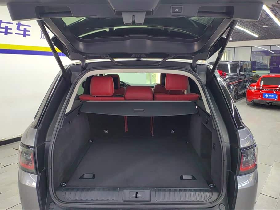 Land Rover Range Rover Sport Land Rover Range Rover Sport