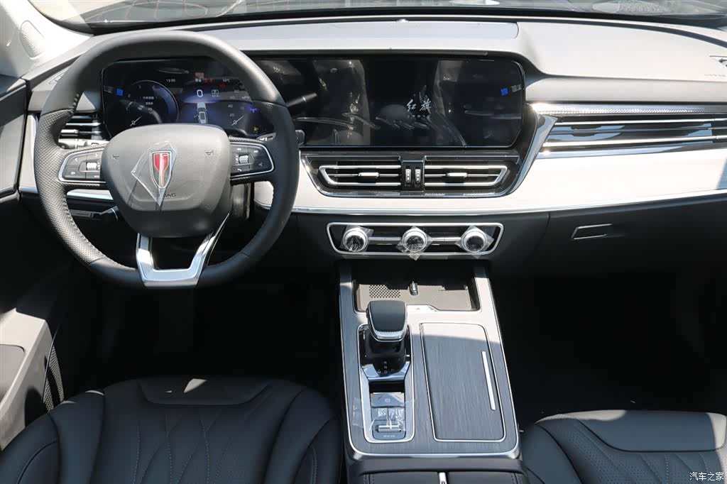 Hongqi HS5, 2026 7